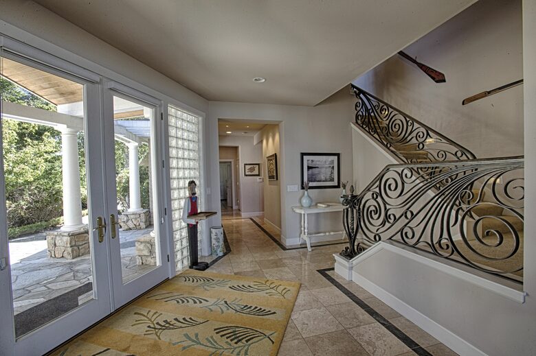 Entryway and staircase