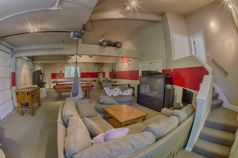 Adult & kid game room