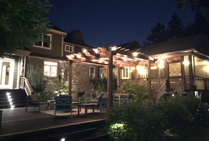 Outdoor lounge