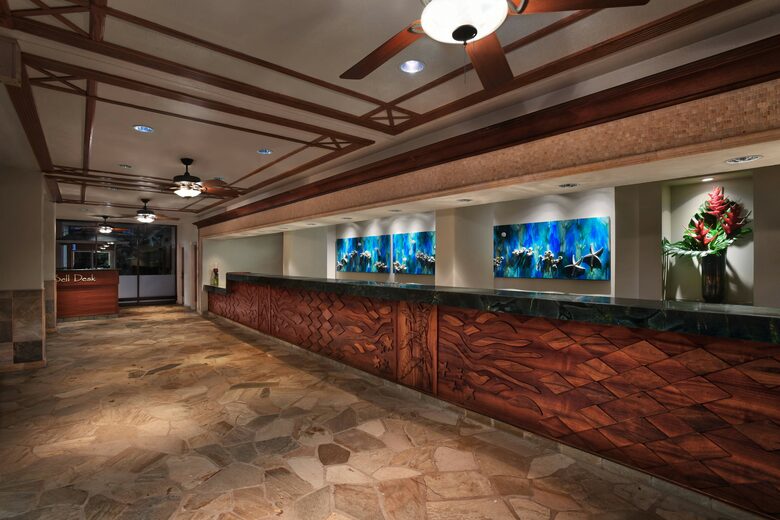 Home Exchange in Maui, HI, front desk for your every need