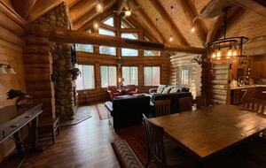 Black Forest Cabin - Leavenworth, Washington