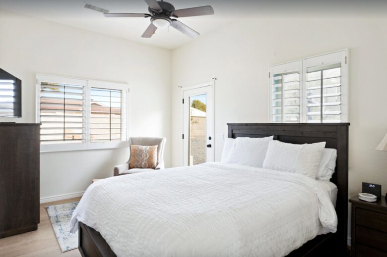 Guest room
