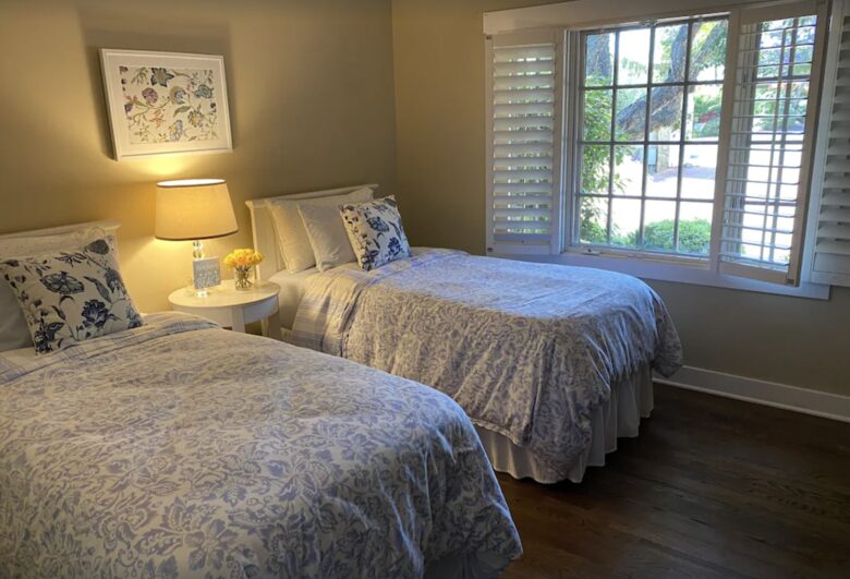 Guest bedroom