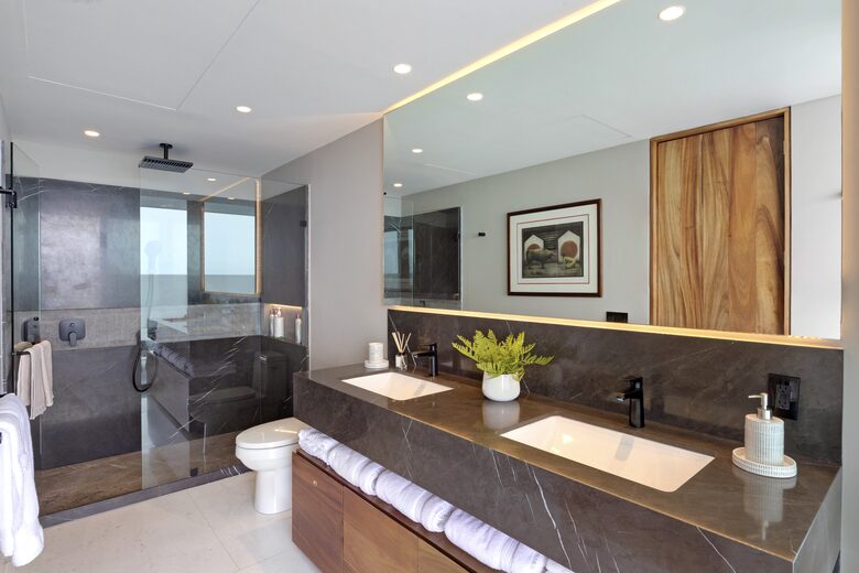 Master bath