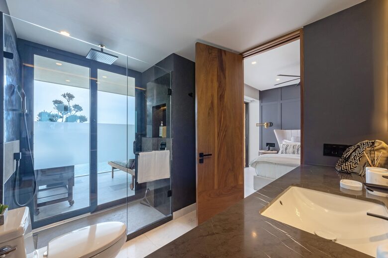 Guest bath