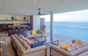 Rooftop lounge
