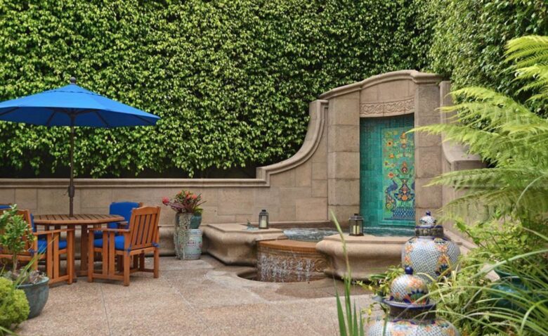 Outdoor fountain
