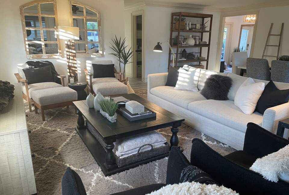 Home Exchange in Naples, FL lavish living room furniture