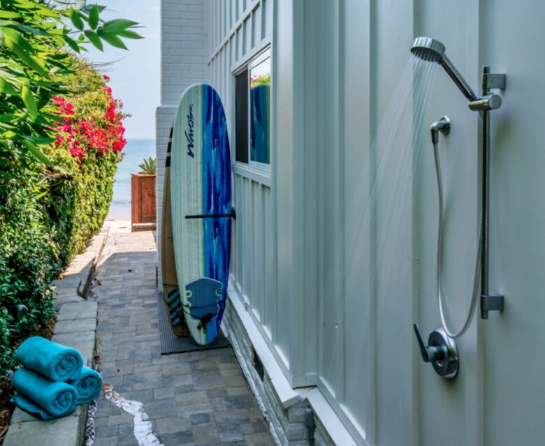 Outdoor shower