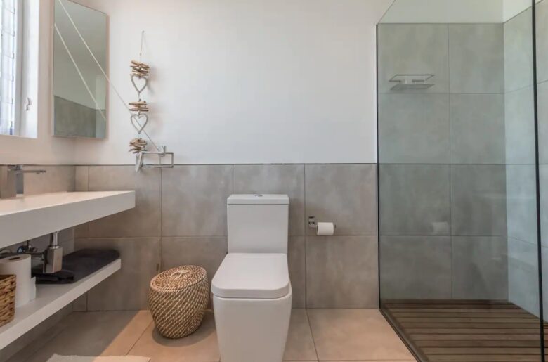 Master bathroom