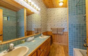 Home Exchange in Truckee, CA, master ensuite