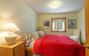 Home Exchange in Truckee, CA, guest bedroom #1 with king bed