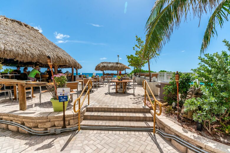 Ocean Manor Beach Condo - Fort Lauderdale, Florida