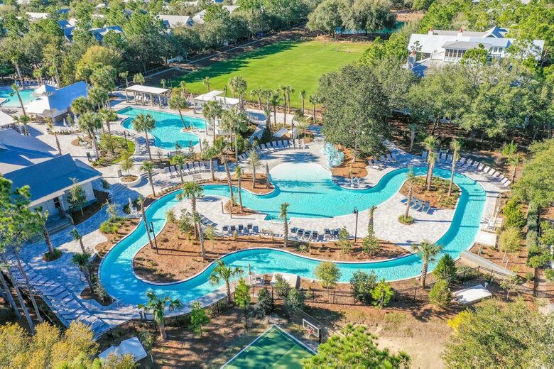 WaterColor Beach Club lazy river