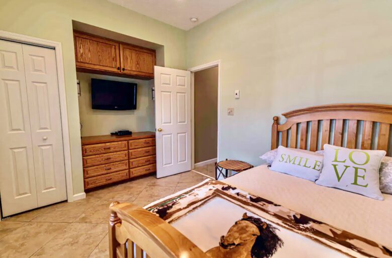 guest room