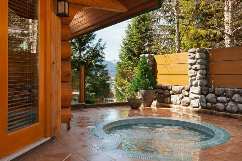 Authentic Ski-In/Out Whistler Chalet - Whistler, Canada
