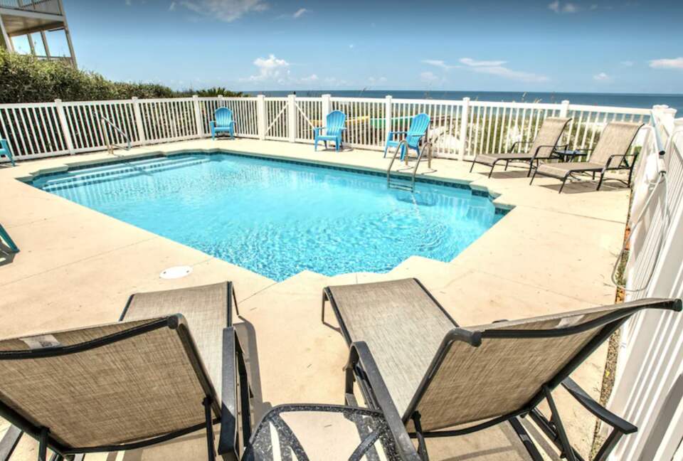 Heated pool