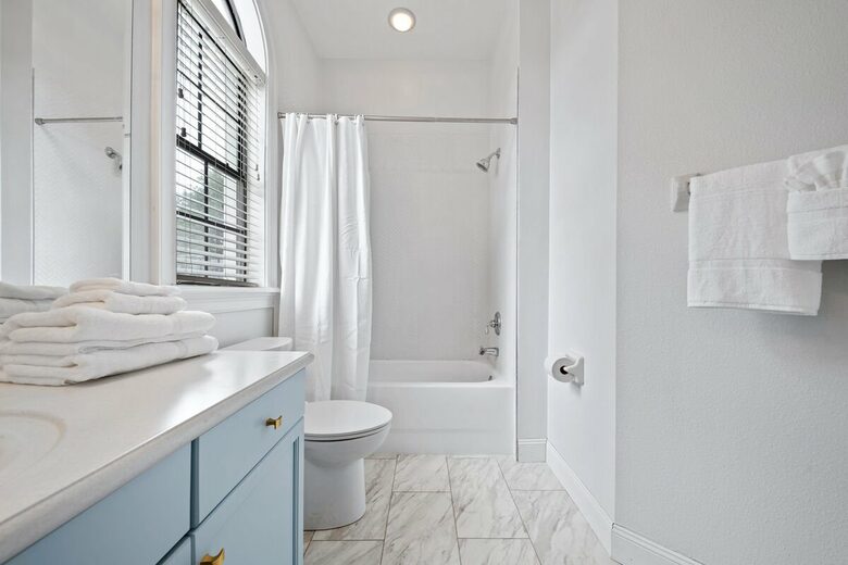 Guest bath