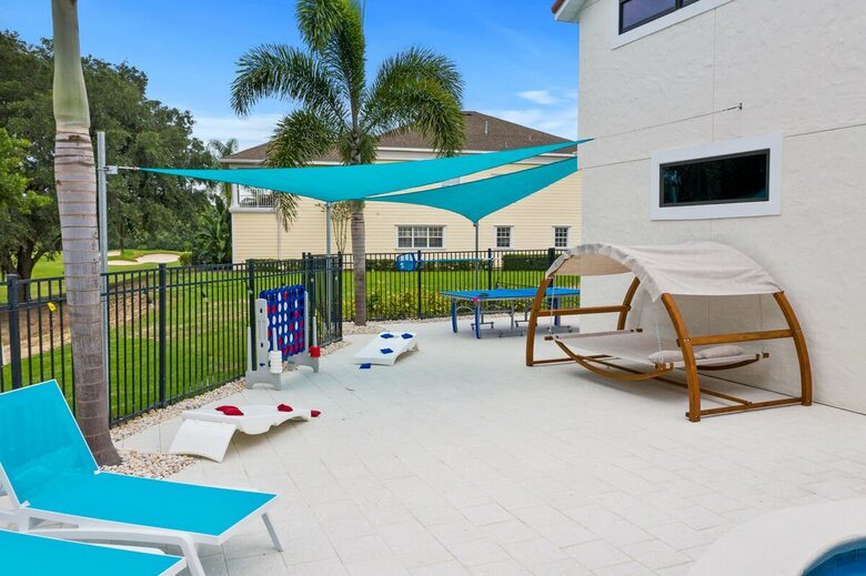 Pool area