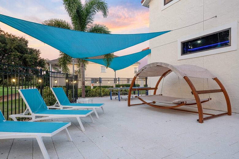 Pool area
