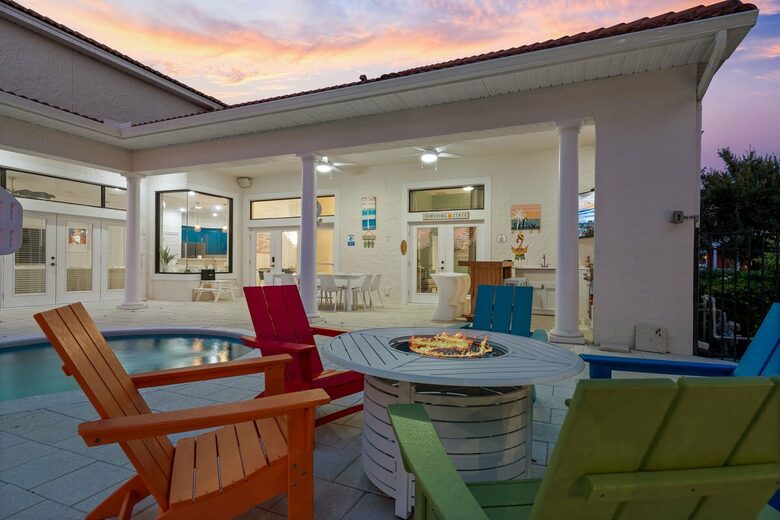 Pool area