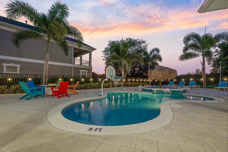 Pool area