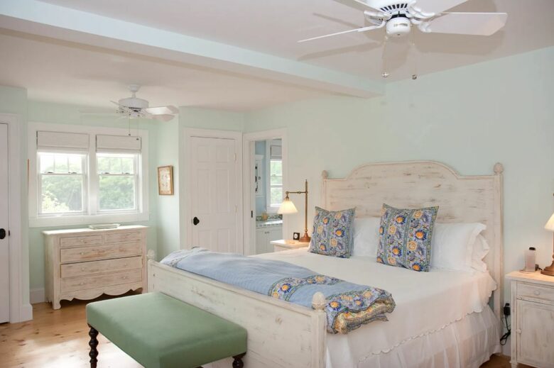 Beautiful guest room