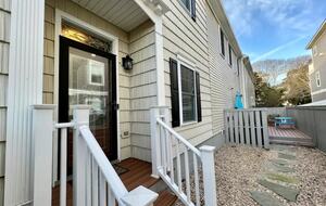 Home Exchange in Virginia Beach, VA entrance and side patio