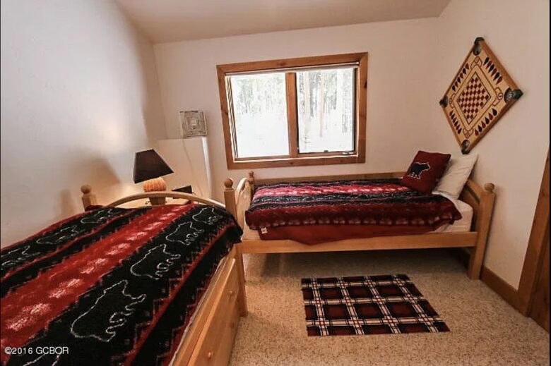 Guest room