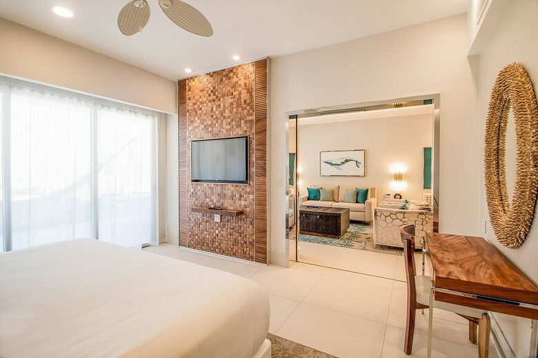 Home exchange in Los Cabos at Garza Blanca Resort, master with desk