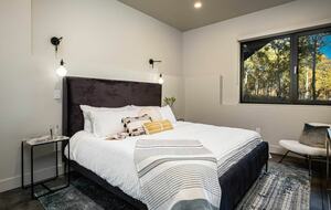 Guest bedroom