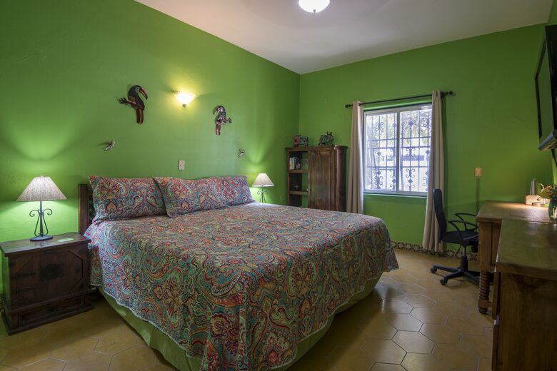 Bugam Villa - Charming Lakeside Home - Chapala, Mexico
