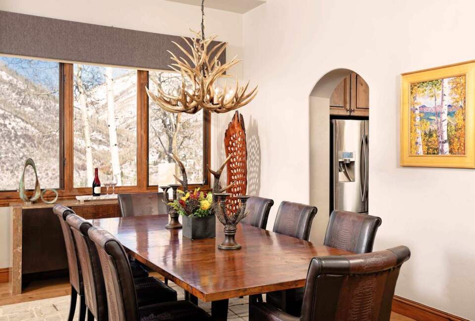 Beautiful dining room with mountain views