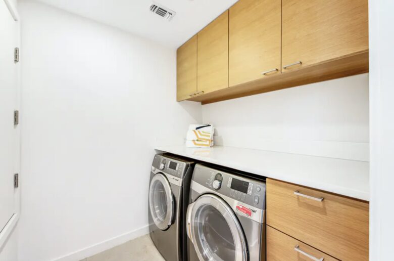Home Exchange in Austin, TX bottom floor laundry room