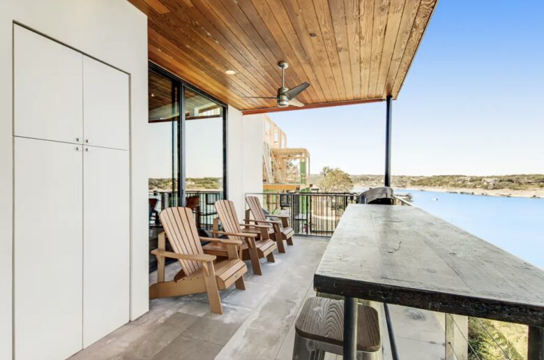 Home Exchange in Austin, TX deck with dining options and lounge