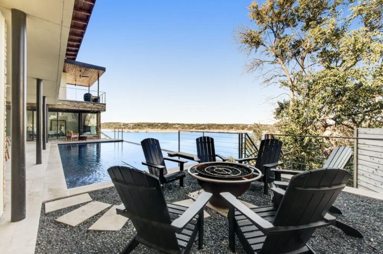 Home Exchange in Austin, TX second fire pit and lounge