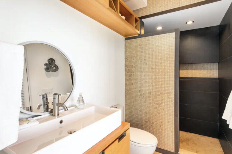 Home Exchange in Austin, TX third guest bedroom en suite