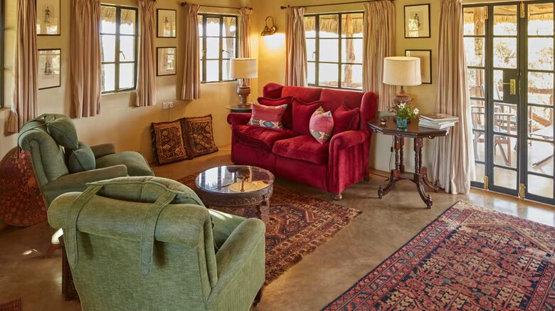 The Round House and Bunk Room at Olepangi Farm - full board - Mt. Kenya - Timau, Kenya