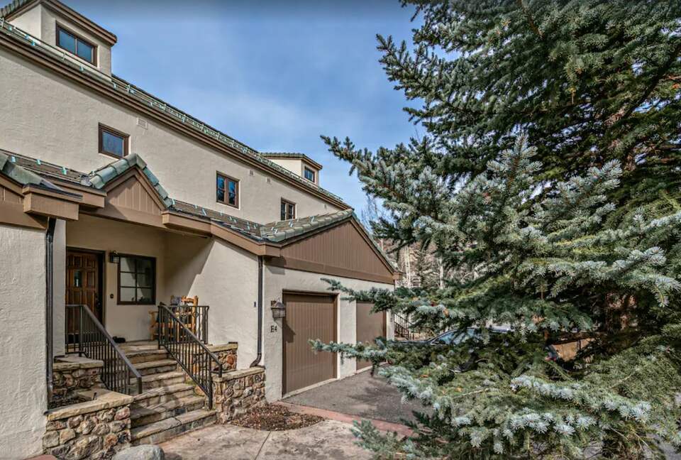 Ski-in/Ski-out Beaver Creek Townhome - Beaver Creek, Colorado