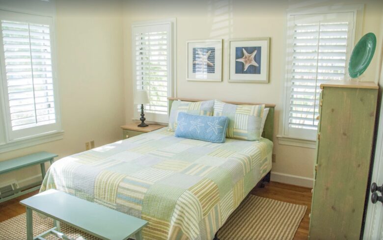 Guest room
