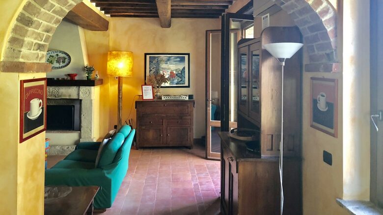 Brunello Villa - Paciano, Italy