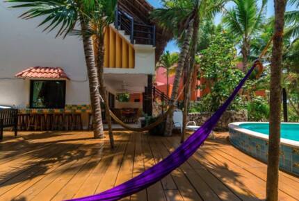 Pool area