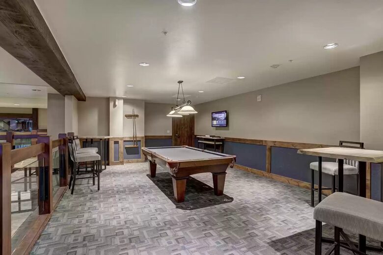 Game room