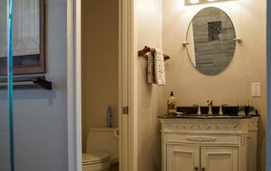 Home Exchange in Napa, CA guest bathroom