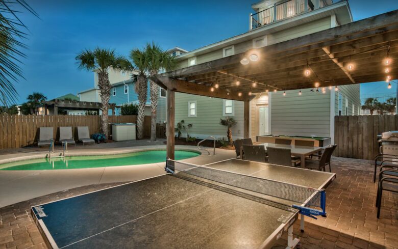 Pool area