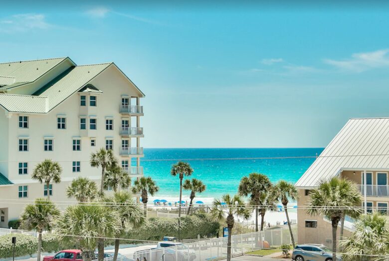 Views of the ocean