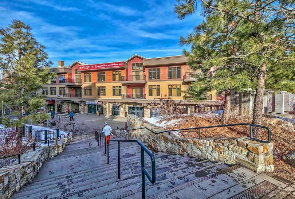 Luxury Residence in the heart of Northstar Village - Truckee, California