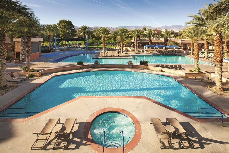 Home Exchange in Pam Desert, CA resort pool and hot tubs