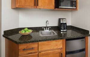 Home Exchange in Pam Desert, CA kitchenette