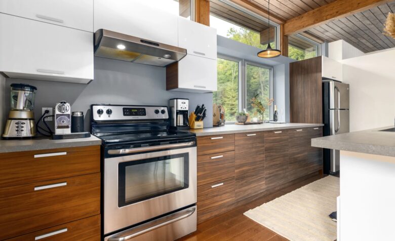 Modern kitchen